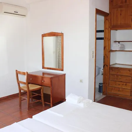 Minas Villa Stoupa