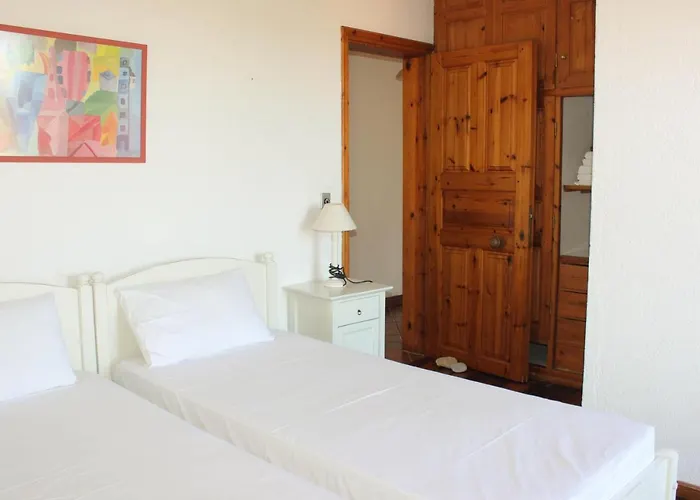Minas Villa *